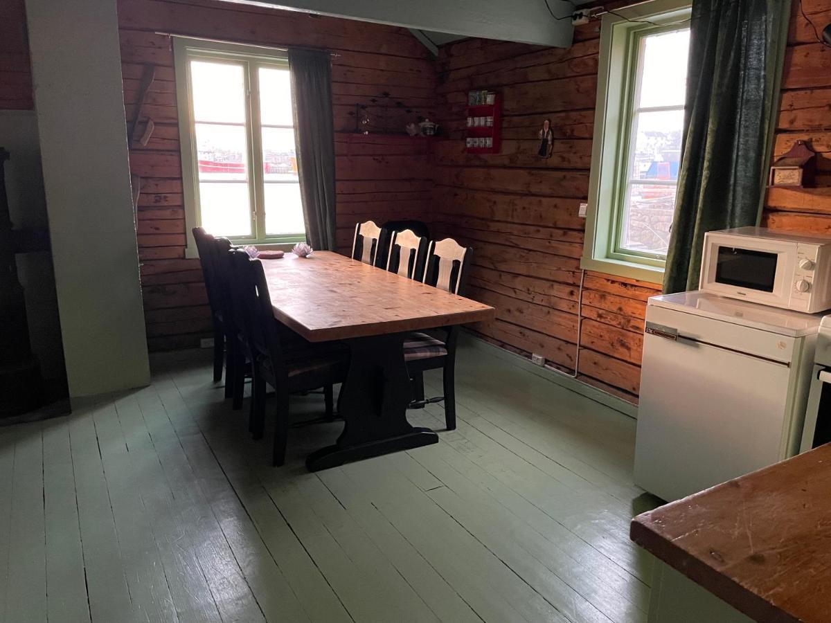Kraemmervika Rorbuer - Rustic Cabins In Lofoten Ballstad Esterno foto